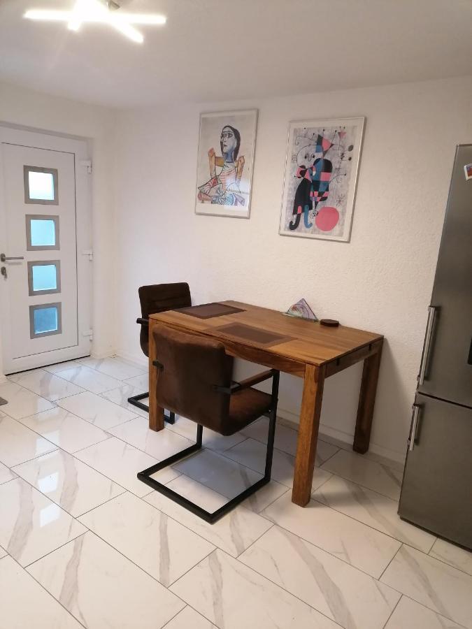Schoene Einliegerwohnung In Хехинген Екстериор снимка